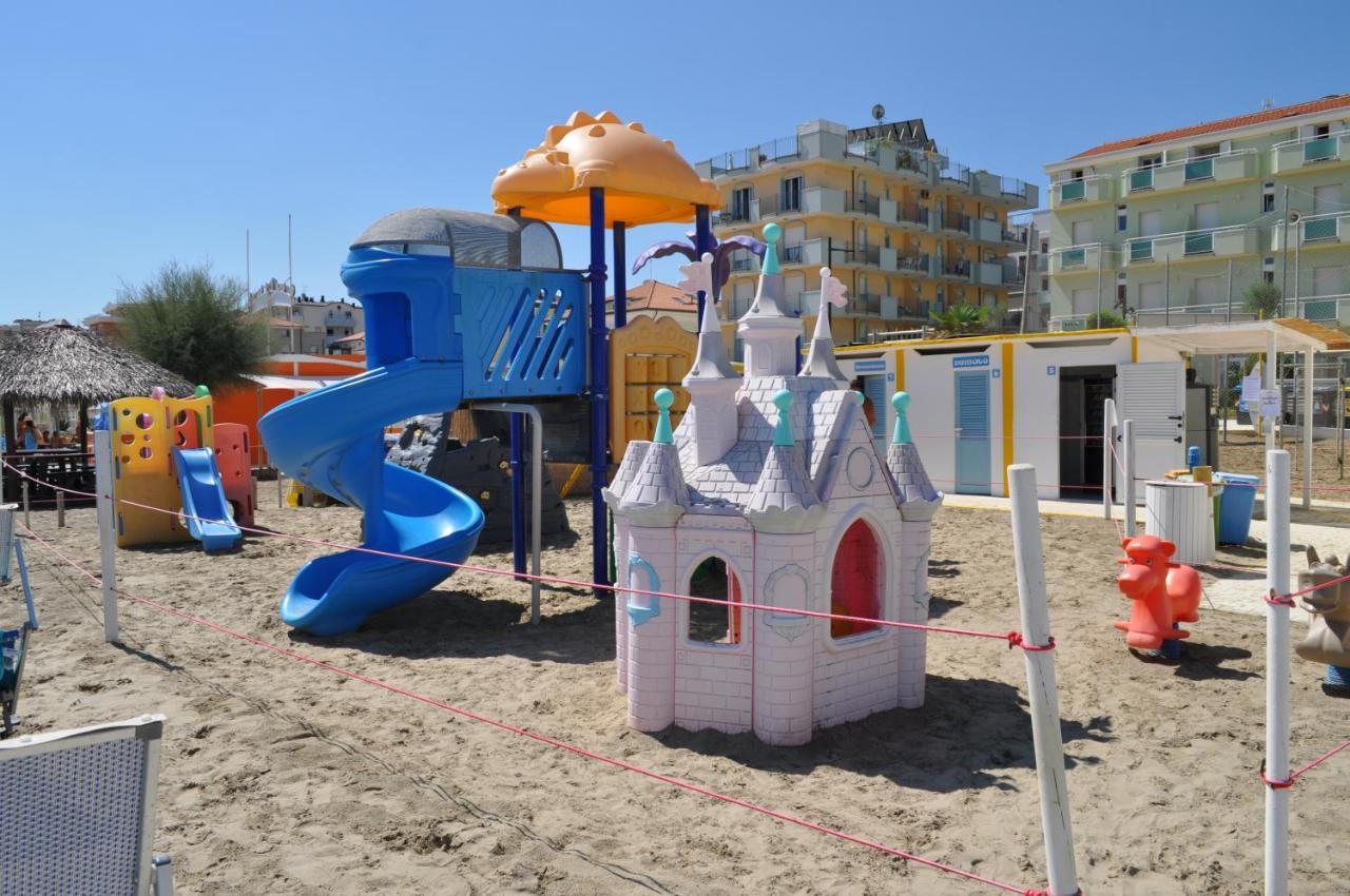 Hotel Adria Beach Rimini Dış mekan fotoğraf