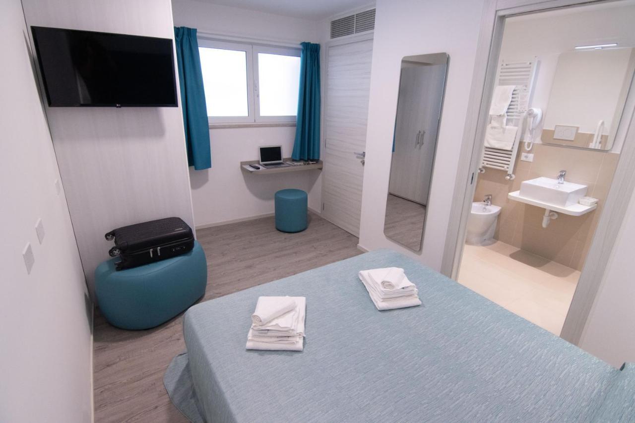 Hotel Adria Beach Rimini Dış mekan fotoğraf