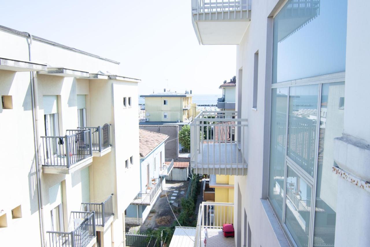 Hotel Adria Beach Rimini Dış mekan fotoğraf