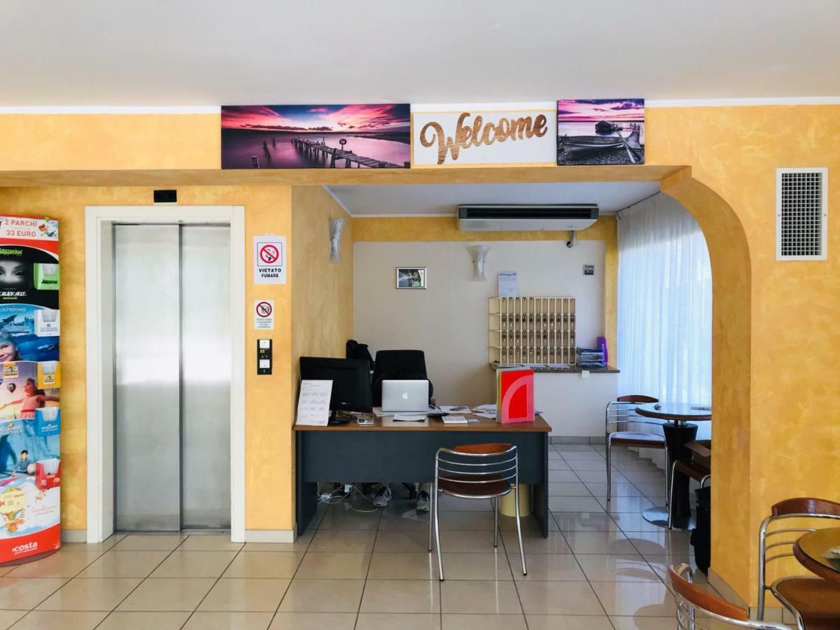 Hotel Adria Beach Rimini Dış mekan fotoğraf